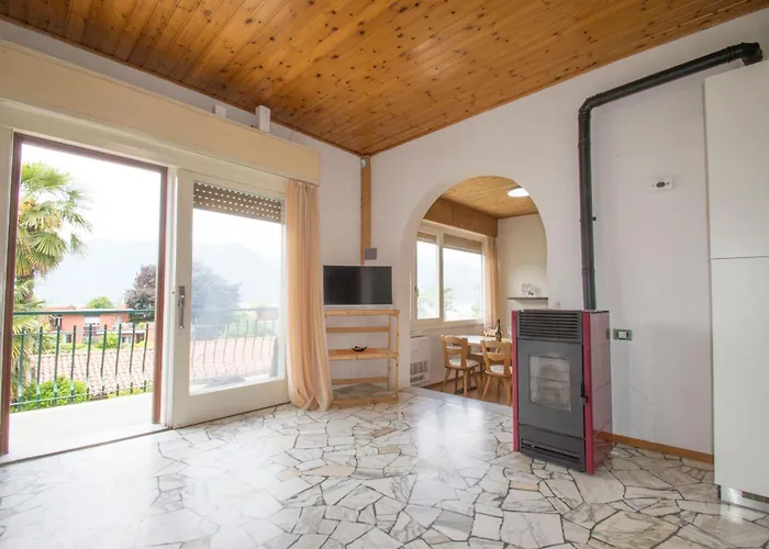 Laura Tatil Evi